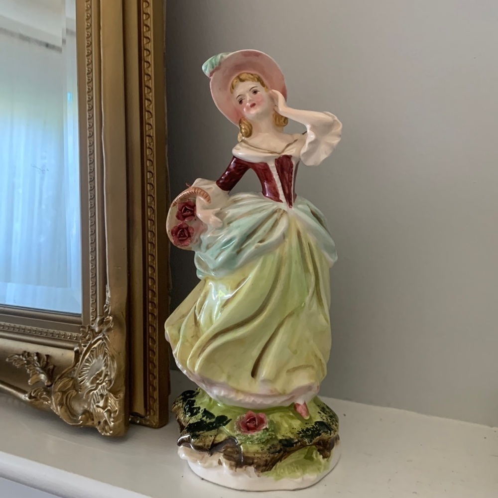 Vintage Large LADY FIGURINE Pink Hat/Pink Flowers Porcelain Victorian home decor